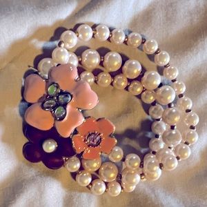 Flower bracelet